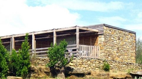 Gite 4 à 6 personnes au Domaine de la Jeanne, village de gite sud Ardèche