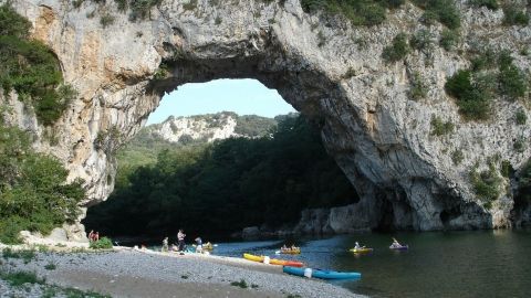 Le domaine de la Jeanne - Village de gîtes aux Vans en Ardèche