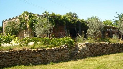 Gite 6 à 8 personnes en village de gîtes en Ardèche