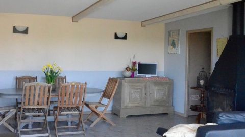 Gite 6 à 8 personnes en village de gîtes en sud Ardèche