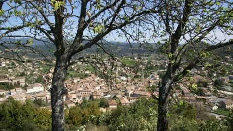 Le domaine de la Jeanne - Village de gîtes les Vans en Ardèche